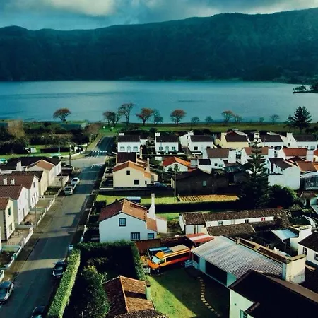 Homestay Astrovan - The Ultimate Van Escape Sete Cidades