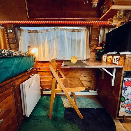Astrovan - The Ultimate Van Escape Homestay